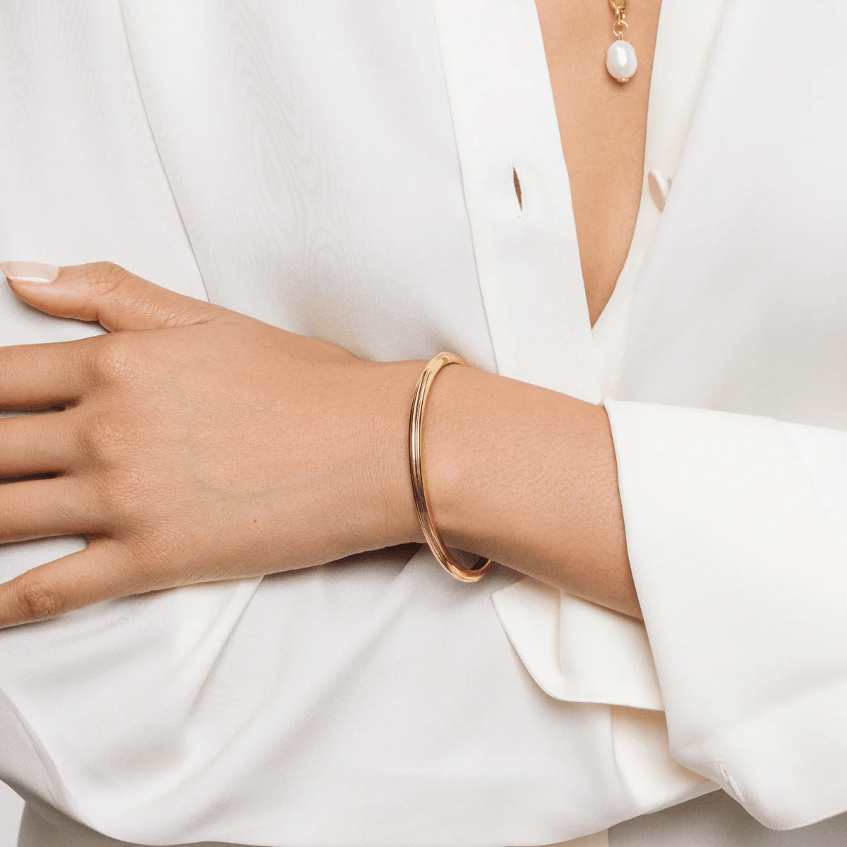 Classic Ribbed Gold Bangle - Image 4