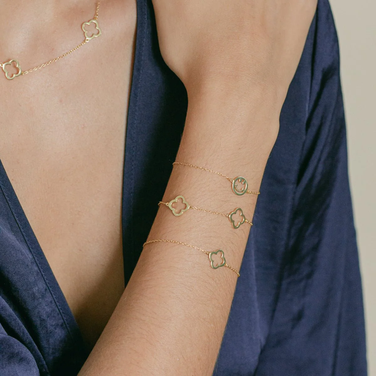 Clover Chain Bracelet (Gold) - Image 3
