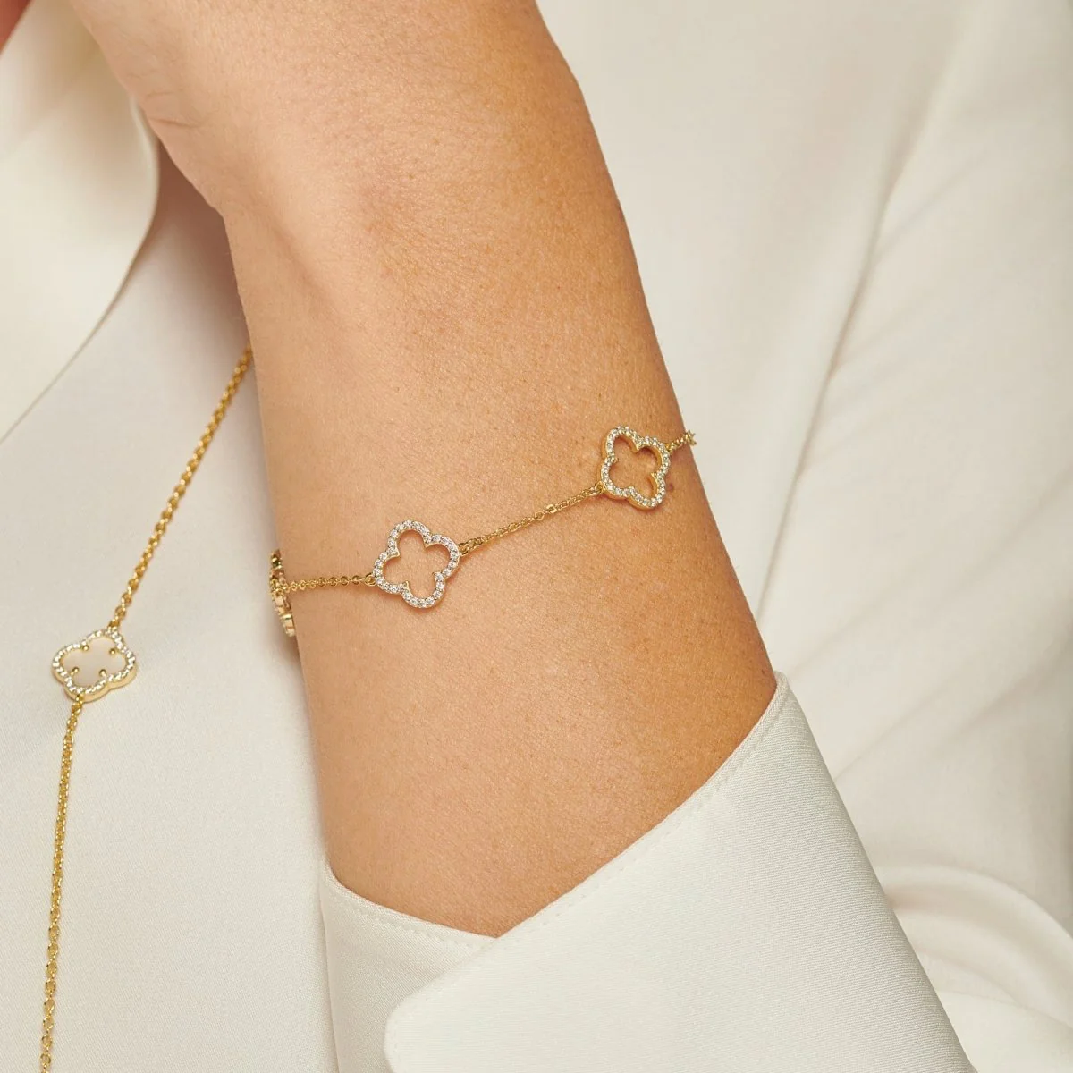 Clover Cubic Zirconia Gold (4 Piece) Bracelet - Image 2