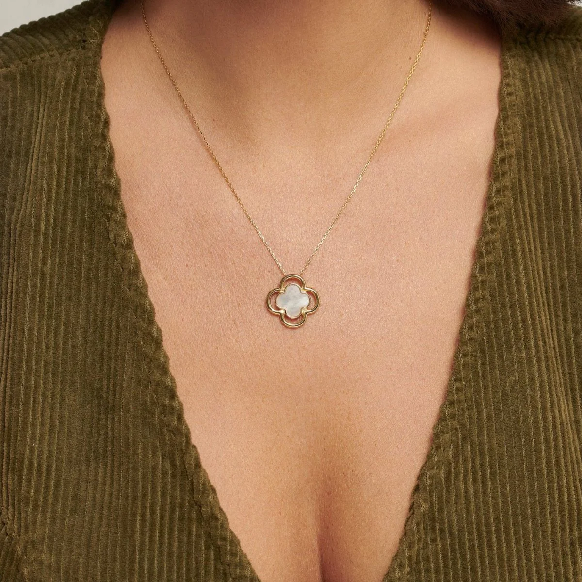 Double Clover Silver Necklace with Mother of Pearl - Image 3