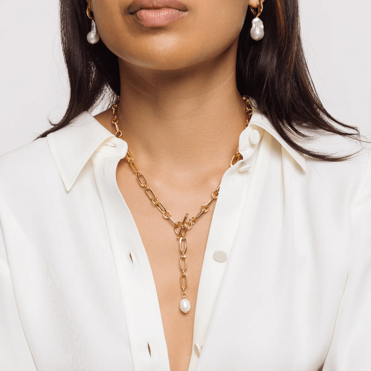 T-Bar Pearl Lariat Chain Necklace - Image 4